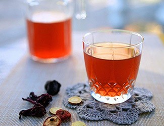 冠心病吃什么好，冠心病的最佳茶飲——三七靈芝山楂飲